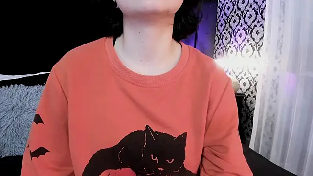 Snapshot of Adeelinee chatting on October 2, 7:54 pm Adeelinee online show from October 2, 7:54 pm