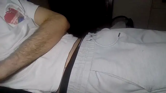 VersGuy24 online show from March 9, 3:38 pm