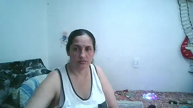 Snapshot of ximenajimenez chatting on November 17, 9:31 pm ximenajimenez online show from November 17, 9:31 pm