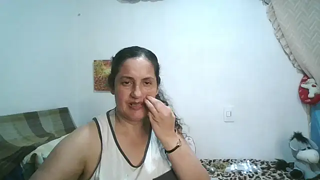 ximenajimenez online show from May 5, 11:13 pm