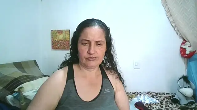ximenajimenez online show from May 6, 11:10 pm
