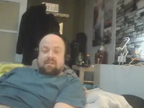 Snapshot of Prehistorixxx2686 chatting on January 19, 6:32 pm Prehistorixxx2686 online show from January 19, 6:32 pm