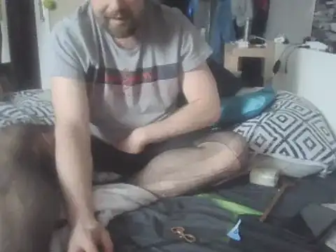 Snapshot of Prehistorixxx2686 chatting on March 15, 12:24 pm Prehistorixxx2686 online show from March 15, 12:24 pm