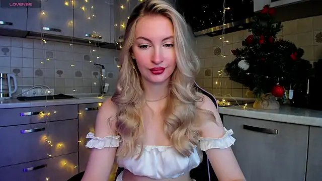 Snapshot of Kimmy_powell chatting on December 12, 4:37 am Kimmy powell online show from December 12, 4:37 am