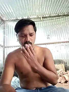 Snapshot of Kartik_bbc_indian chatting on February 22, 6:24 am Kartik bbc indian online show from February 22, 6:24 am