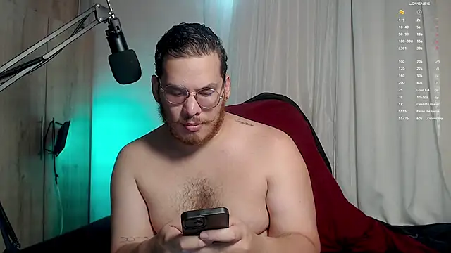 Snapshot of anotherbigboy_ chatting on March 18, 8:59 pm anotherbigboy online show from March 18, 8:59 pm