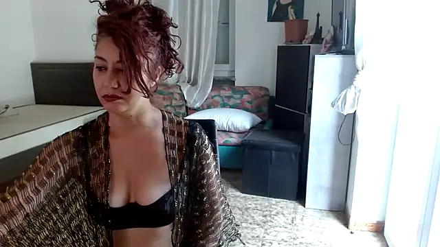 danasantoreal online show from July 25, 7:39 am