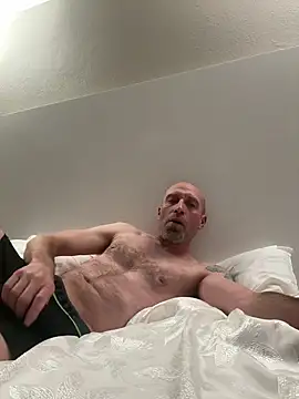 El Gizmo online show from January 27, 2:57 pm