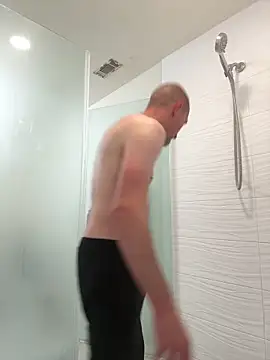 El Gizmo online show from February 21, 5:20 pm