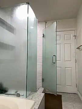 El Gizmo online show from September 13, 1:00 pm