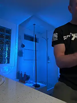 El Gizmo online show from December 16, 7:35 am