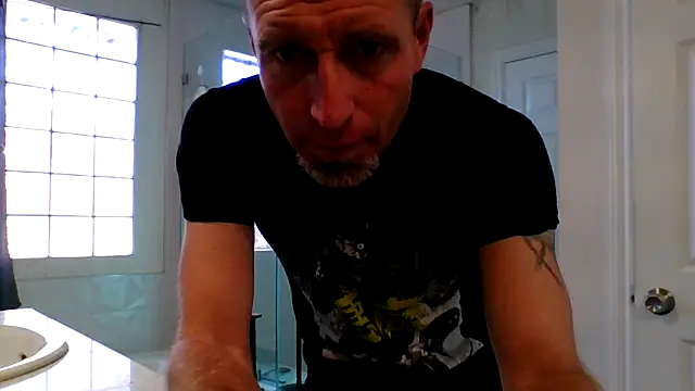 El Gizmo online show from February 13, 8:38 pm