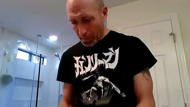 El Gizmo online show from March 5, 5:42 pm