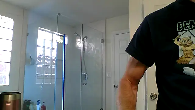 El Gizmo online show from May 27, 1:13 am