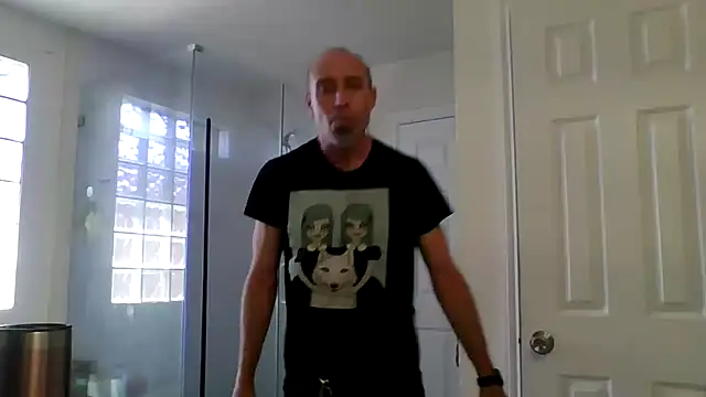 El Gizmo online show from May 31, 5:42 pm