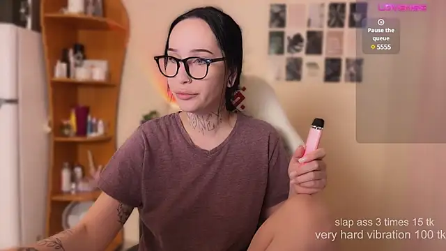 Snapshot of AnastasiaSun chatting on February 12, 4:44 pm AnastasiaSun online show from February 12, 4:44 pm