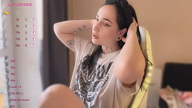 Snapshot of AnastasiaSun chatting on October 6, 12:46 pm AnastasiaSun online show from October 6, 12:46 pm