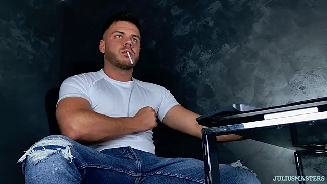 juliusmasters online show from February 7, 11:08 pm