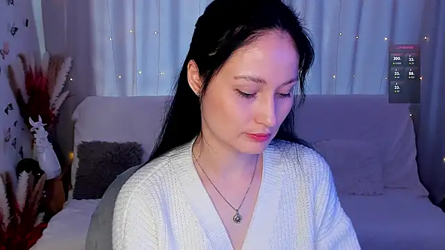 Snapshot of LisaMooore chatting on January 11, 7:17 am LisaMooore online show from January 11, 7:17 am