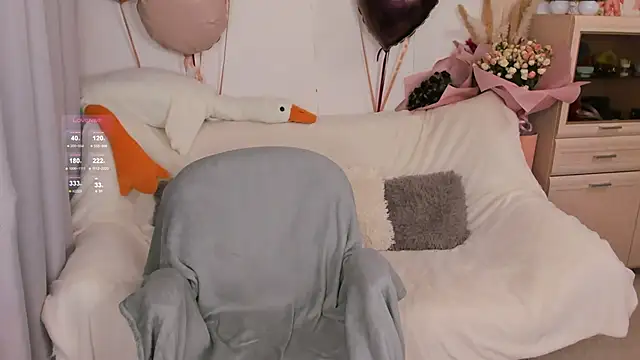 Snapshot of LisaMooore chatting on November 10, 5:06 am LisaMooore online show from November 10, 5:06 am