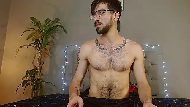 Mr WhiteCock online show from February 22, 6:52 pm