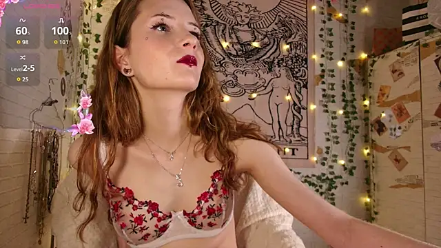 summerhazeee online show from November 8, 5:23 pm