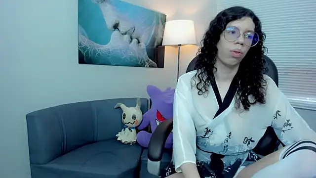 Snapshot of Angel_Dust18 chatting on November 2, 3:03 pm Angel Dust18 online show from November 2, 3:03 pm