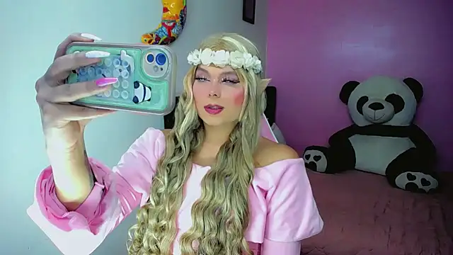 Snapshot of SweetKim21 chatting on November 1, 5:09 am SweetKim21 online show from November 1, 5:09 am