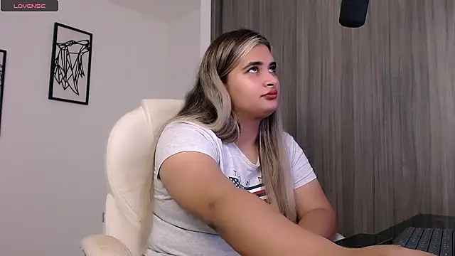 Snapshot of Kathee_zep chatting on February 23, 4:39 am Kathee zep online show from February 23, 4:39 am