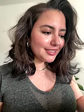 Snapshot of sukhakunis1 chatting on October 27, 5:39 pm sukhakunis1 online show from October 27, 5:39 pm