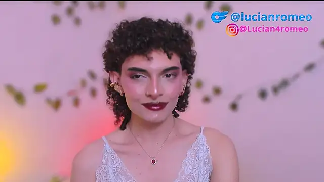 Snapshot of lucianromero chatting on December 7, 4:53 am lucianromero online show from December 7, 4:53 am