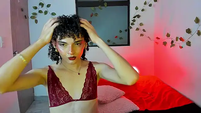 Snapshot of lucianromero chatting on March 20, 3:23 am lucianromero online show from March 20, 3:23 am