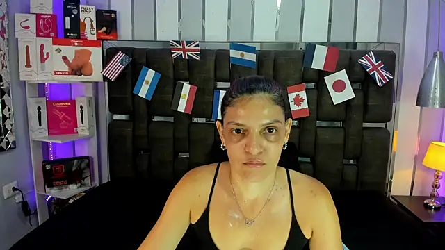 KatteMoss online show from June 13, 8:51 pm