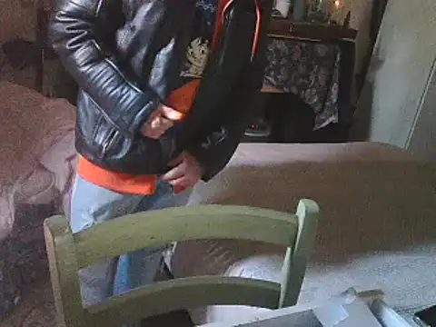 Snapshot of DaddyQuimHot chatting on February 5, 9:25 am DaddyQuimHot online show from February 5, 9:25 am