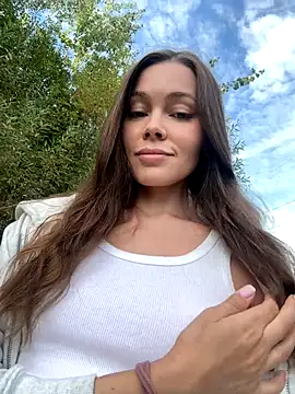 Snapshot of nicole111 chatting on September 14, 12:04 pm nicole111 online show from September 14, 12:04 pm