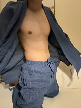 Snapshot of ori6 chatting on November 30, 2:43 pm ori6 online show from November 30, 2:43 pm