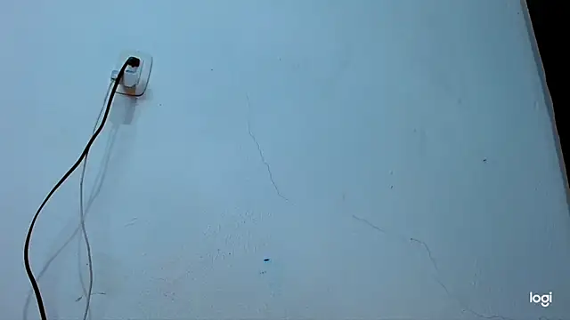 Snapshot of tomboyblue chatting on January 24, 1:35 am tomboyblue online show from January 24, 1:35 am