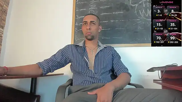 Snapshot of Paolo_johnson chatting on February 11, 4:02 pm Paolo johnson online show from February 11, 4:02 pm