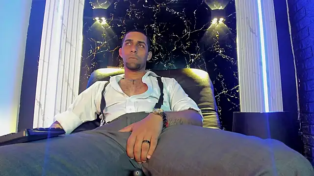 Snapshot of Paolo_johnson chatting on September 17, 4:52 pm Paolo johnson online show from September 17, 4:52 pm