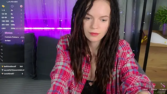 Snapshot of CoreyJane chatting on December 8, 7:37 am CoreyJane online show from December 8, 7:37 am