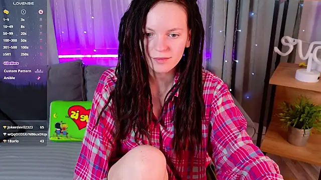 Snapshot of CoreyJane chatting on March 21, 7:44 am CoreyJane online show from March 21, 7:44 am