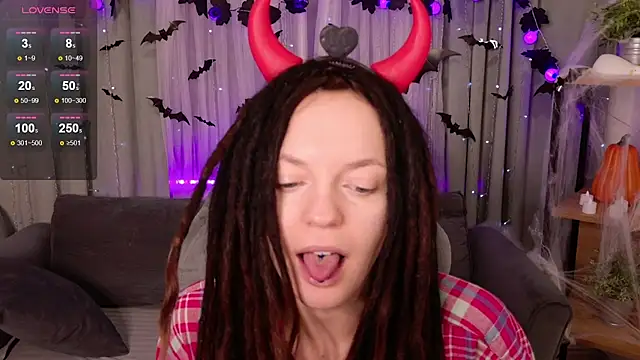 Snapshot of CoreyJane chatting on October 29, 4:48 am CoreyJane online show from October 29, 4:48 am