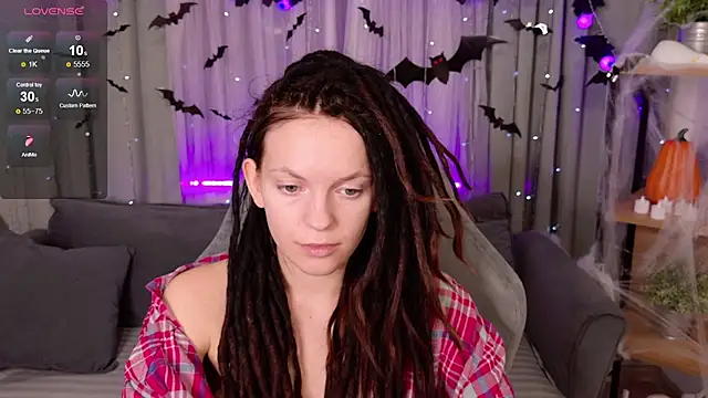 Snapshot of CoreyJane chatting on November 2, 5:43 am CoreyJane online show from November 2, 5:43 am