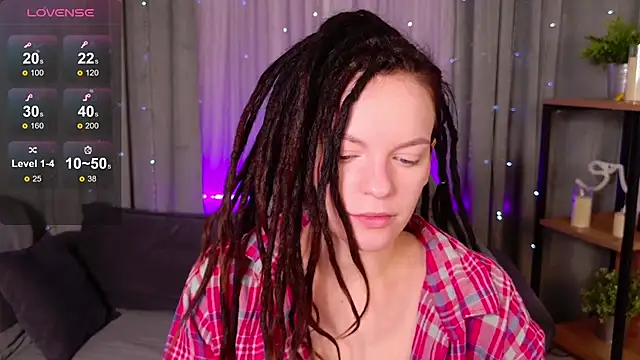 Snapshot of CoreyJane chatting on December 14, 5:02 am CoreyJane online show from December 14, 5:02 am