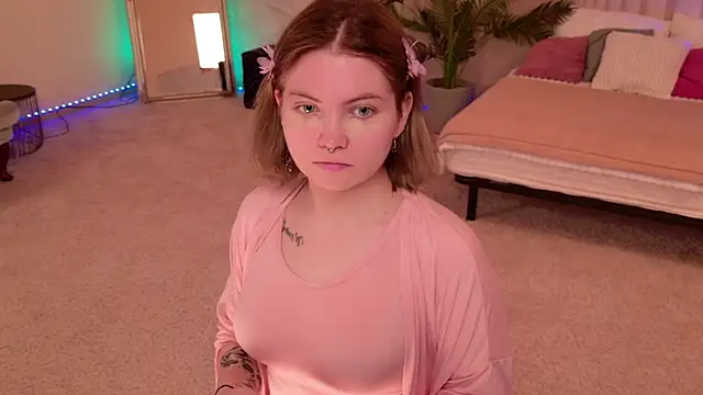 Lisa Adam online show from July 29, 6:17 pm