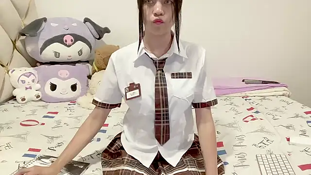 Snapshot of Oxxme__ chatting on November 23, 12:32 am Oxxme online show from November 23, 12:32 am