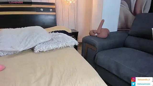 DahianaLincoln online show from February 1, 7:02 pm