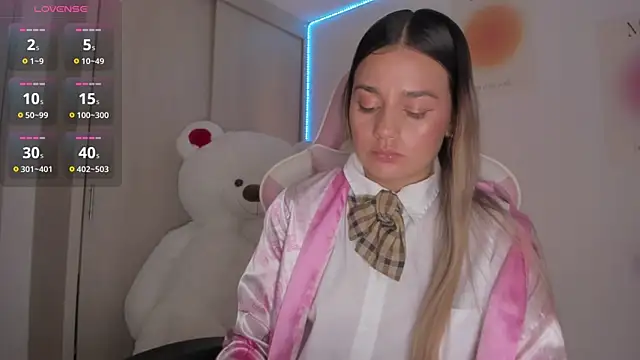 LittleSofia  online show from December 20, 1:47 am