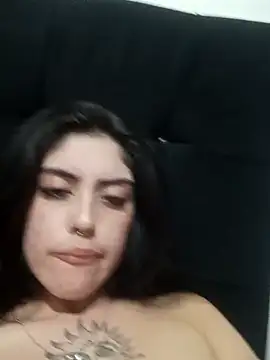 Snapshot of Mazikeen-- chatting on December 6, 1:29 am Mazikeen-- online show from December 6, 1:29 am