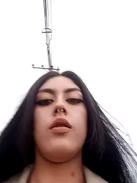 Snapshot of Mazikeen-- chatting on December 21, 10:51 pm Mazikeen-- online show from December 21, 10:51 pm